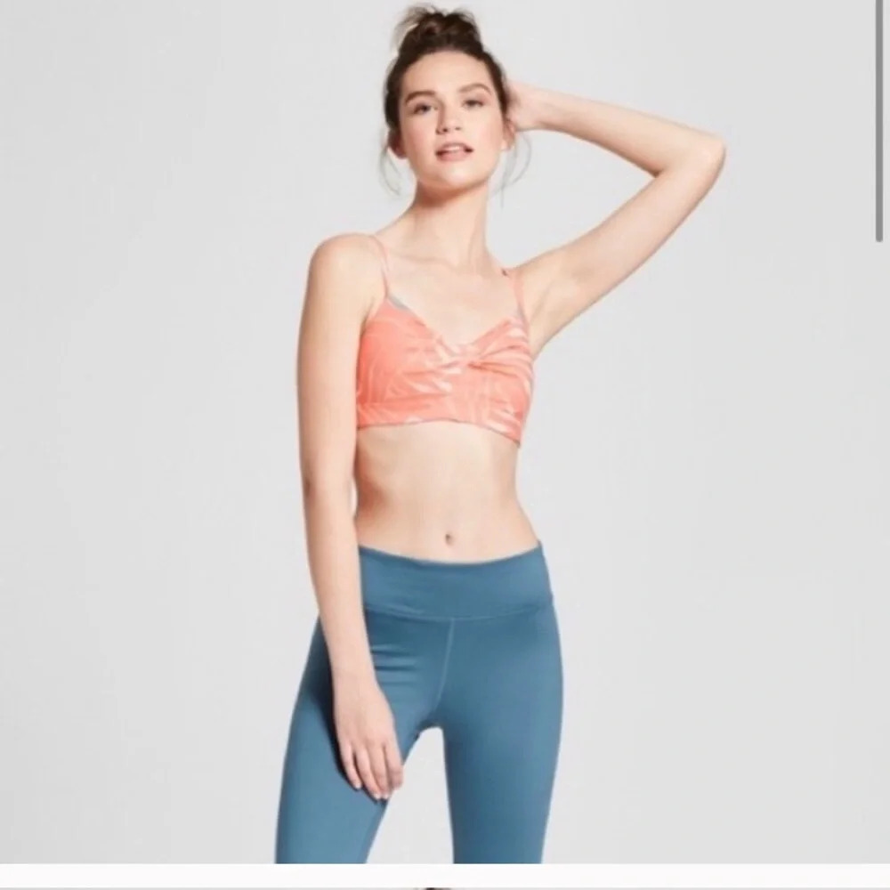 Joy Lab Coral Front Twist Sport-bra Small